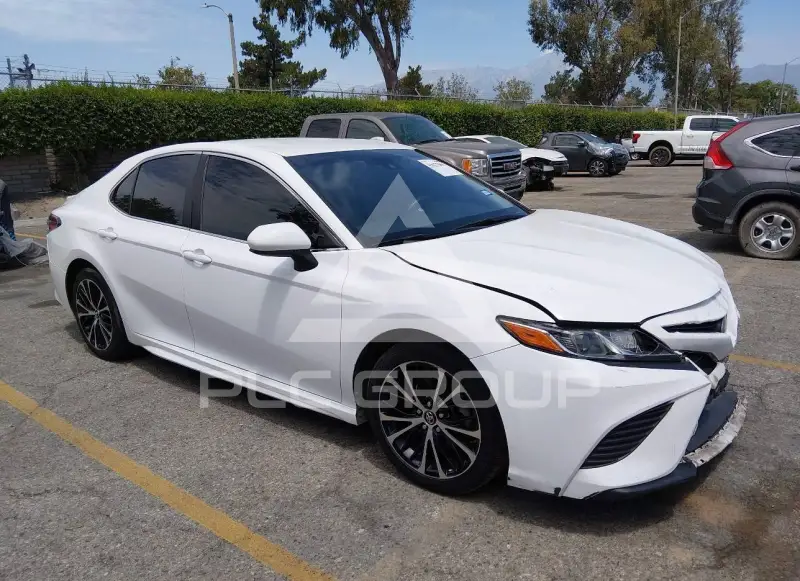 2018 Toyota CAMRY photo