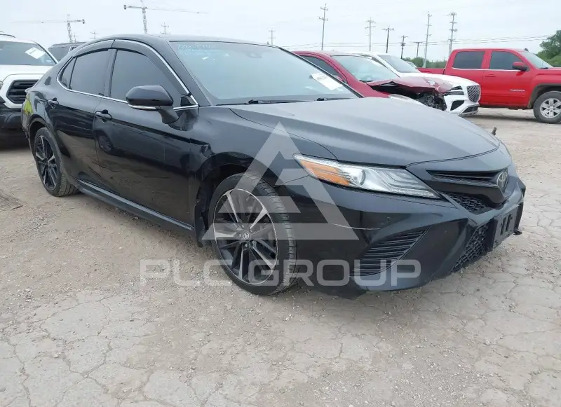 2018 Toyota CAMRY фото
