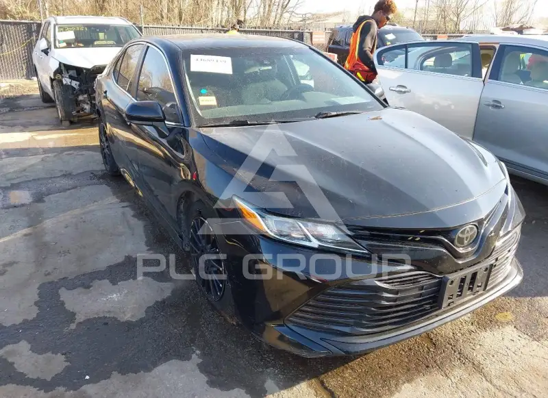2018 Toyota CAMRY фото