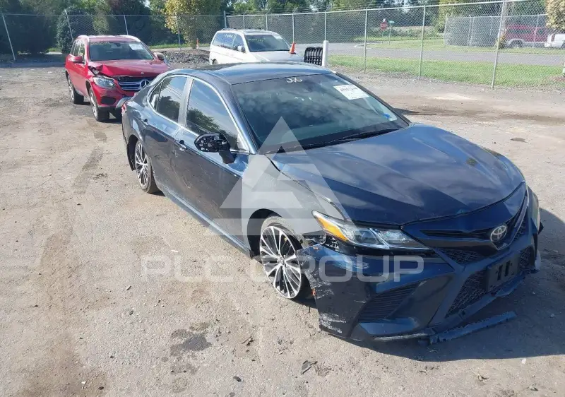 2018 Toyota CAMRY фото