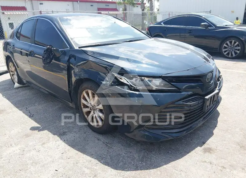 2018 Toyota CAMRY photo