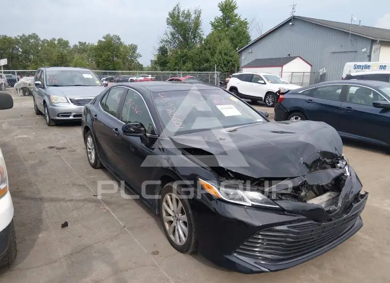 2018 Toyota CAMRY фото