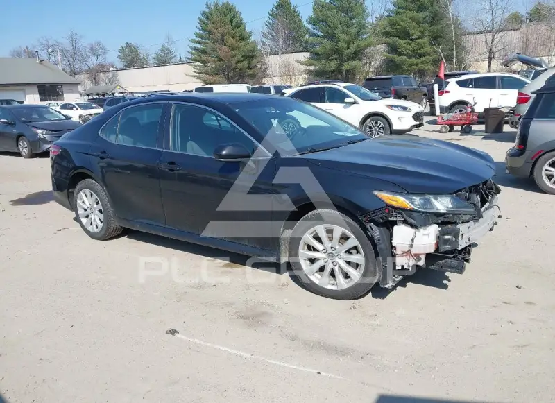 2018 Toyota CAMRY фото