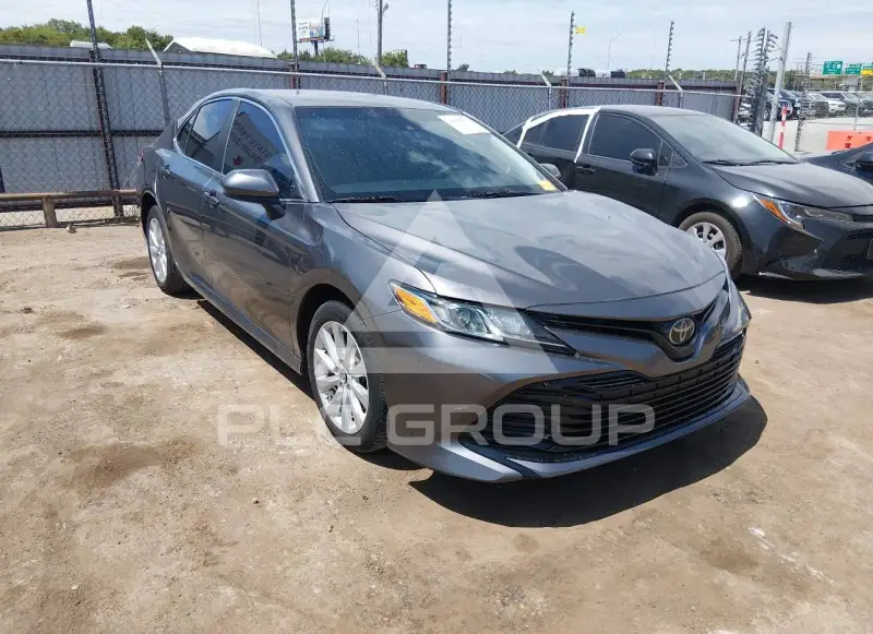 2018 Toyota CAMRY фото