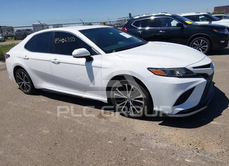 2018 Toyota CAMRY фото