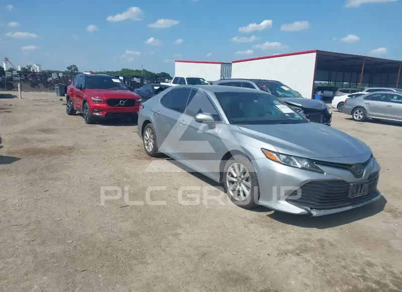 2018 Toyota CAMRY фото