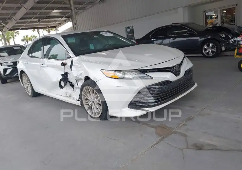 2018 Toyota CAMRY фото