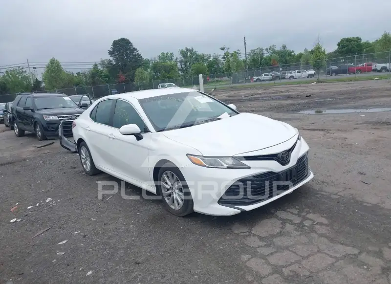 2018 Toyota CAMRY фото