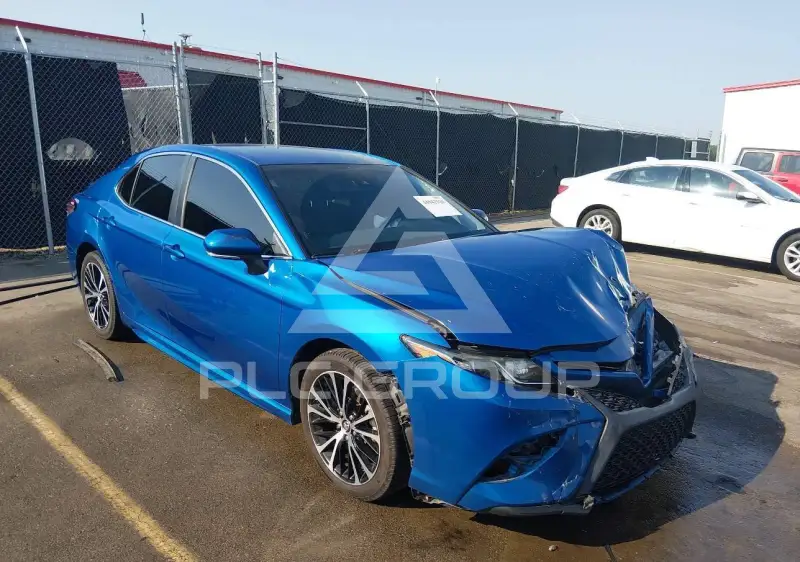 2018 Toyota CAMRY фото