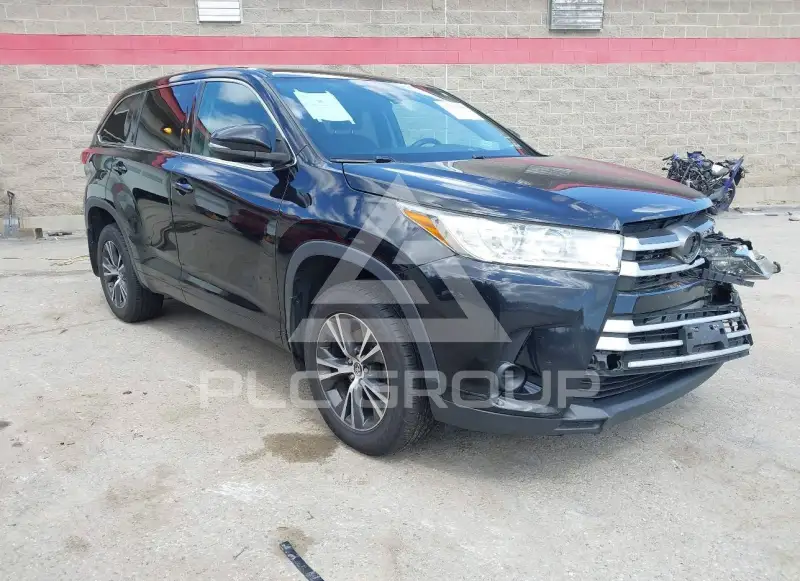 2018 Toyota Highlander фото