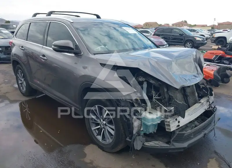 2018 Toyota Highlander фото