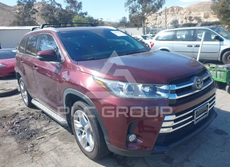 2018 Toyota Highlander фото