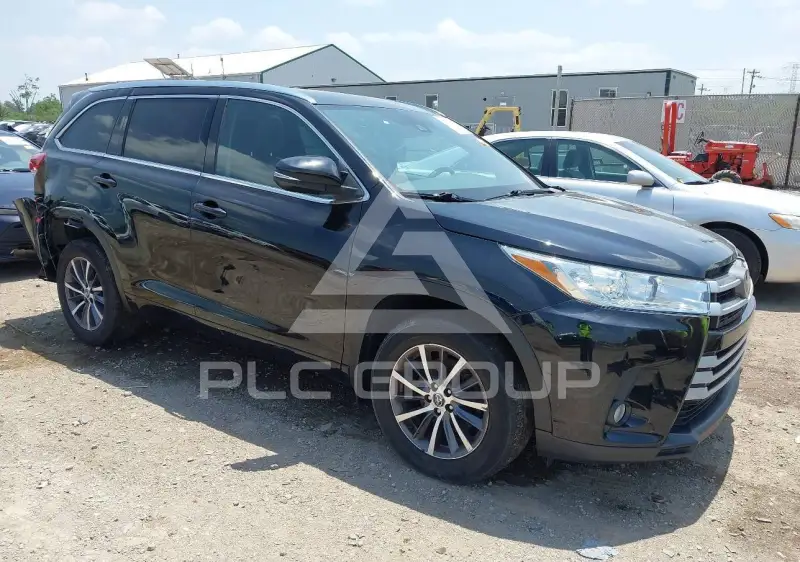2018 Toyota Highlander фото
