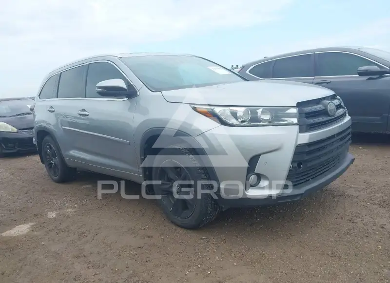 2018 Toyota Highlander фото
