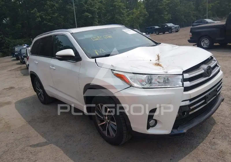 2018 Toyota Highlander фото