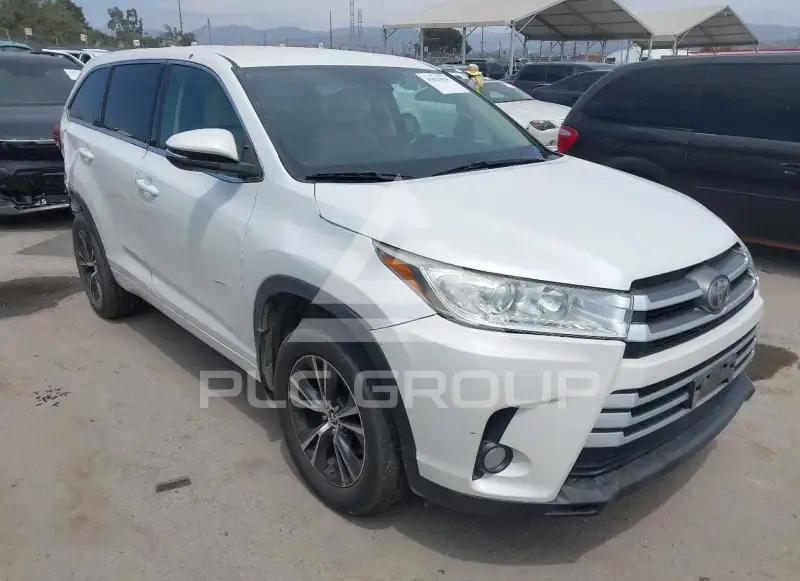 2018 Toyota Highlander фото