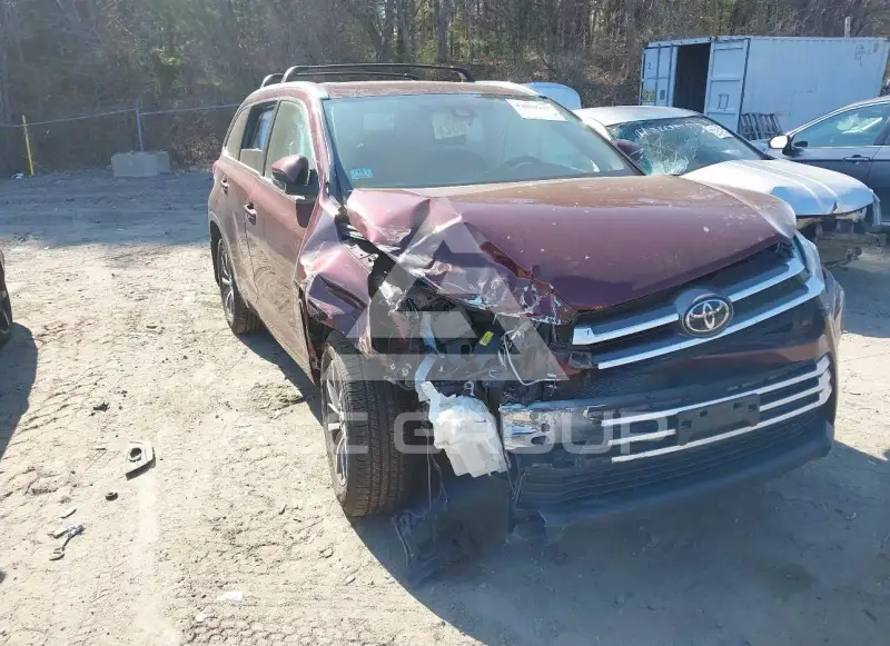 2018 Toyota Highlander фото