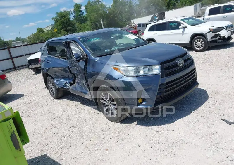 2018 Toyota Highlander фото