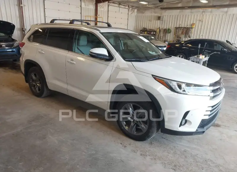 2018 Toyota Highlander фото