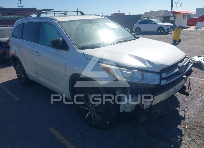 2018 Toyota Highlander фото
