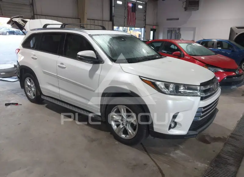 2018 Toyota Highlander фото
