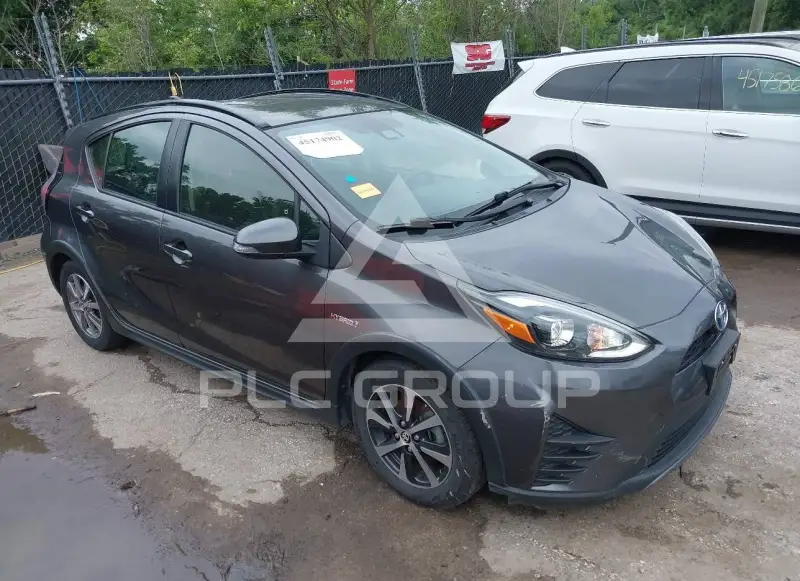 2018 Toyota PRIUS photo
