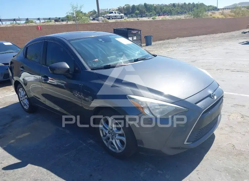 2018 Toyota YARIS фото