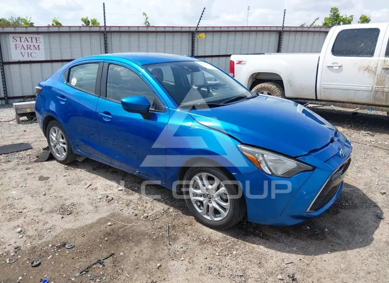 2018 Toyota YARIS photo