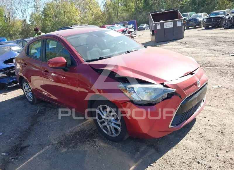 2018 Toyota YARIS photo