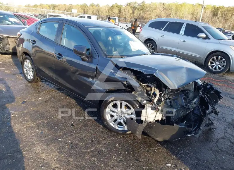 2018 Toyota YARIS фото