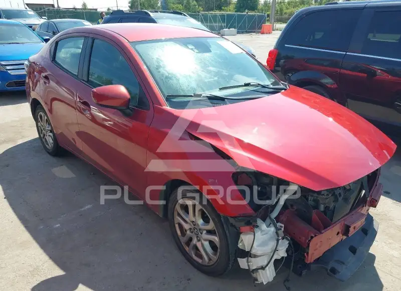 2018 Toyota YARIS photo
