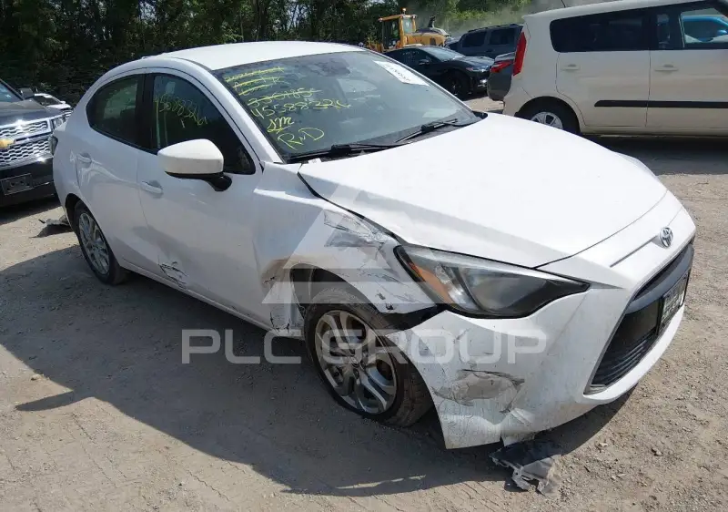 2018 Toyota YARIS фото