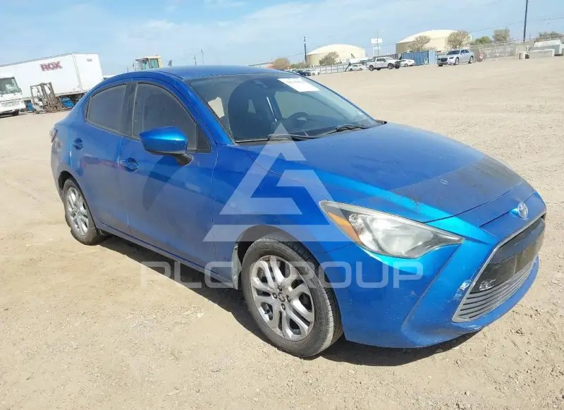2018 Toyota YARIS фото