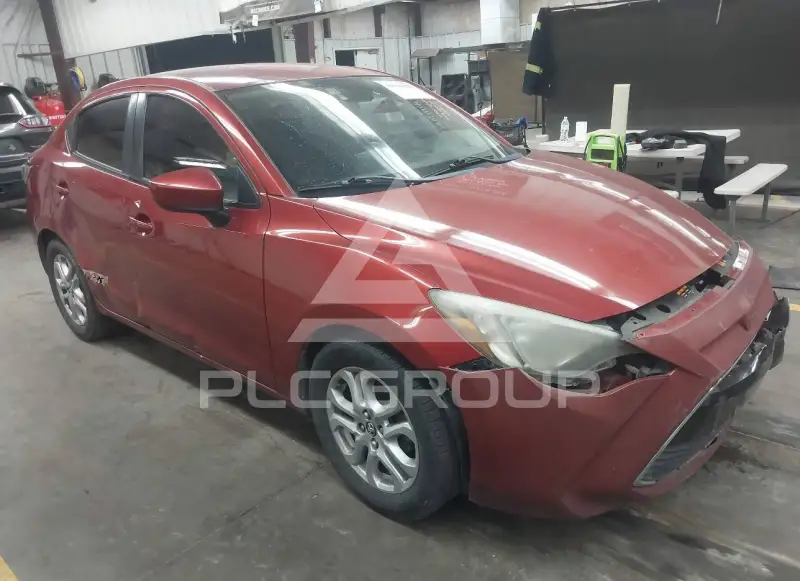 2018 Toyota YARIS фото