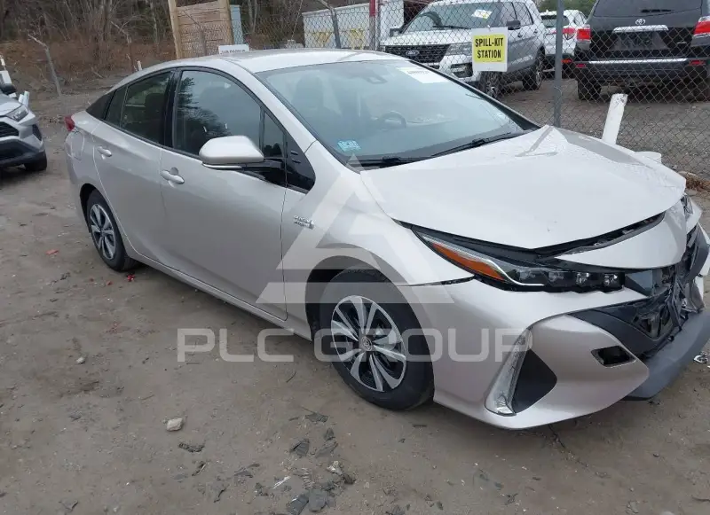 2018 Toyota PRIUS фото