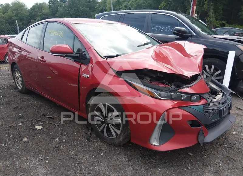 2018 Toyota PRIUS photo