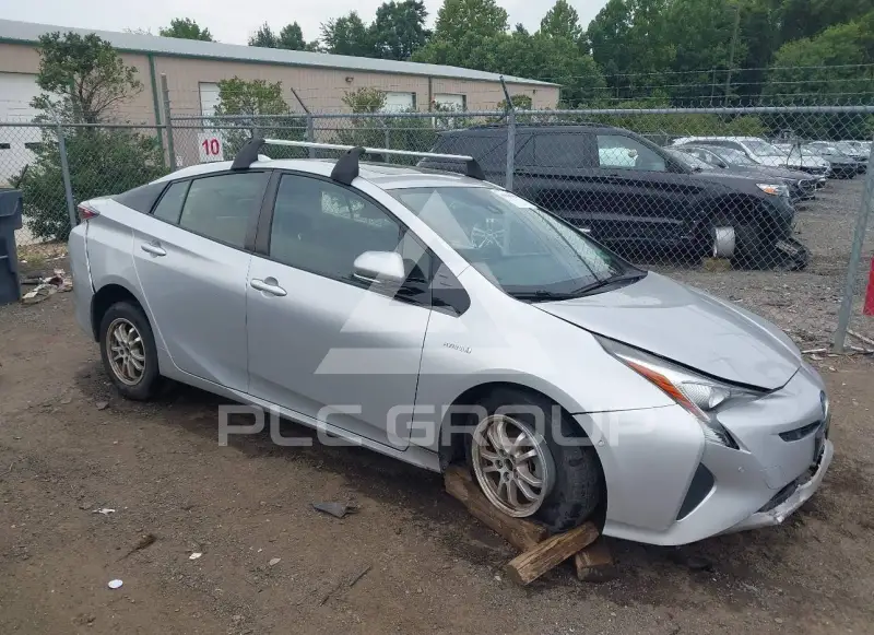 2018 Toyota PRIUS фото