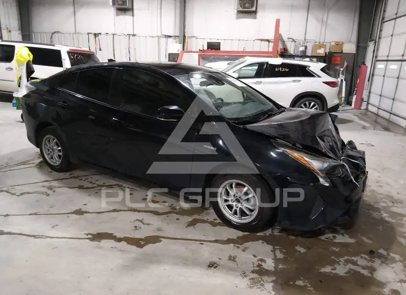 2018 Toyota PRIUS фото
