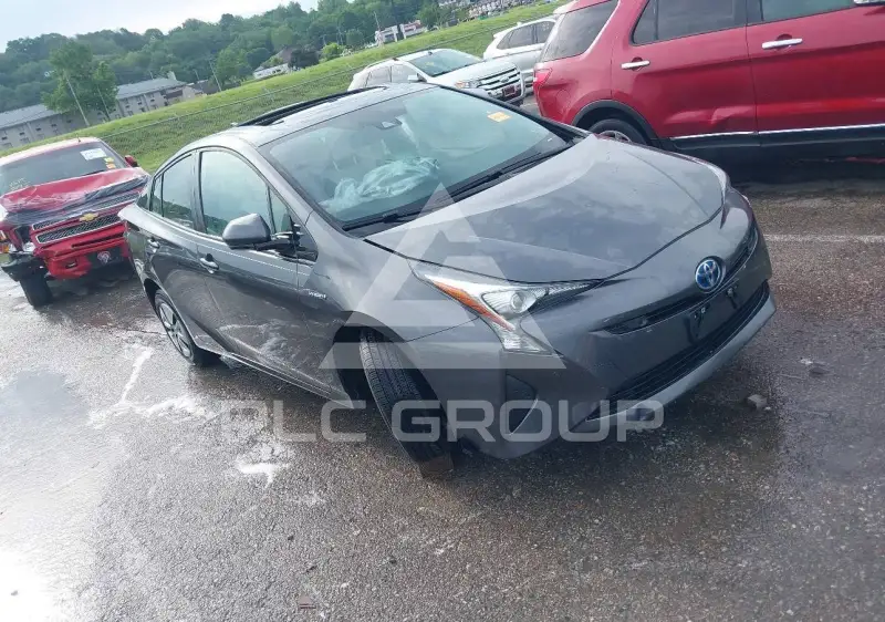 2018 Toyota PRIUS photo