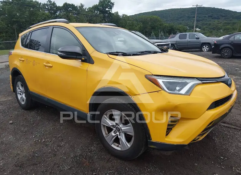 2018 Toyota RAV4 фото