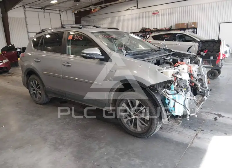 2018 Toyota RAV4 photo