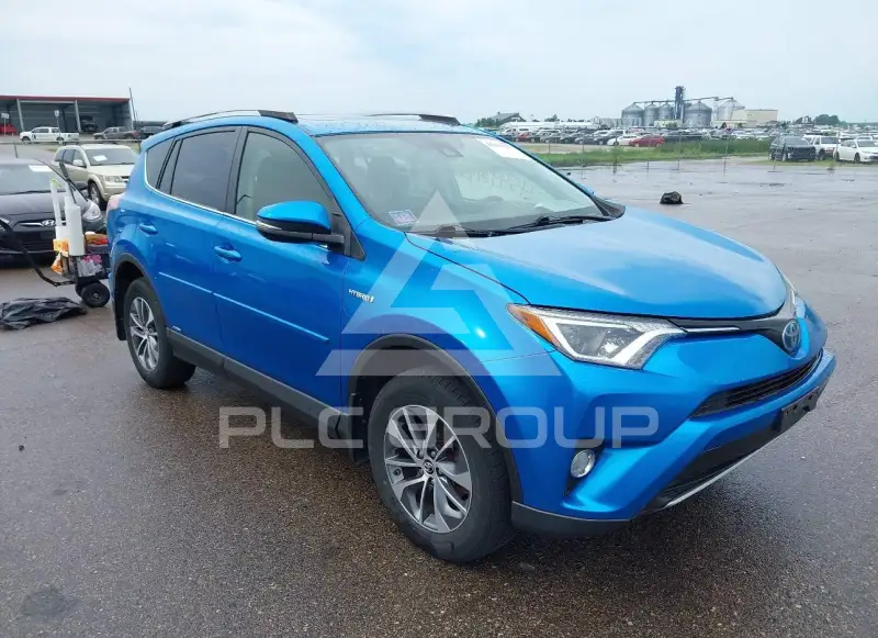 2018 Toyota RAV4 фото