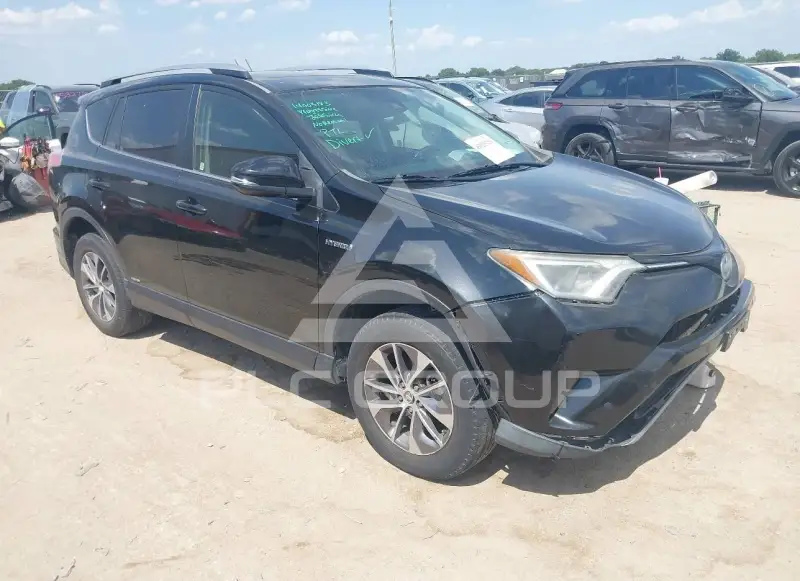 2018 Toyota RAV4 фото