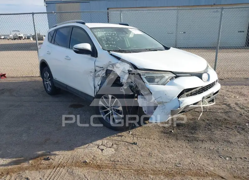 2018 Toyota RAV4 фото