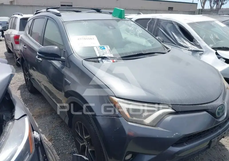 2018 Toyota RAV4 фото