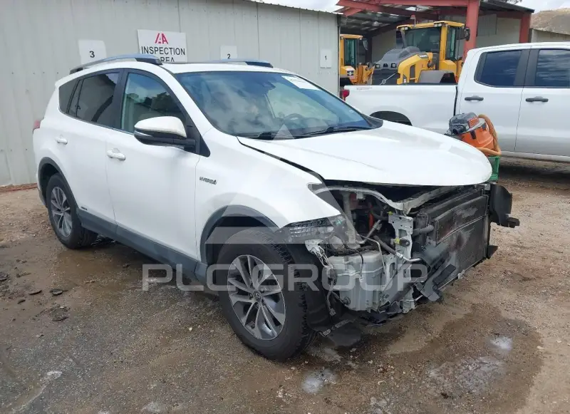 2018 Toyota RAV4 фото