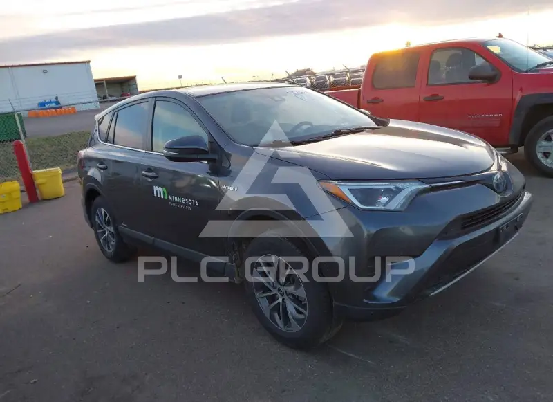 2018 Toyota RAV4 фото