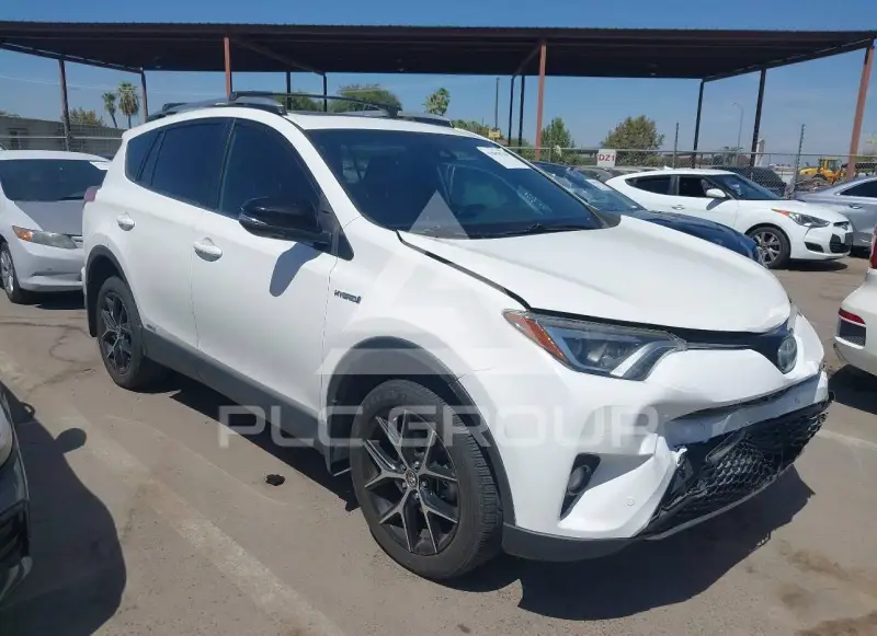 2018 Toyota RAV4 photo