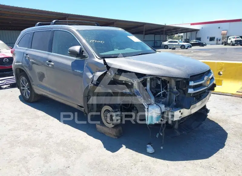 2018 Toyota Highlander фото