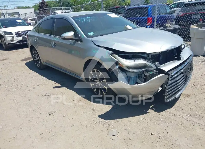 2018 Toyota AVALON фото